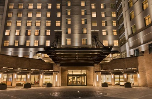 Berkeley Heights Hotel | Discover Relaxation and Joy! Free Breakfast, Indoor Pool, Pets Allowed!