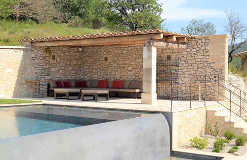 Cereste House | Discover the Lubéron; Welcome to Mas Sainte Hélène