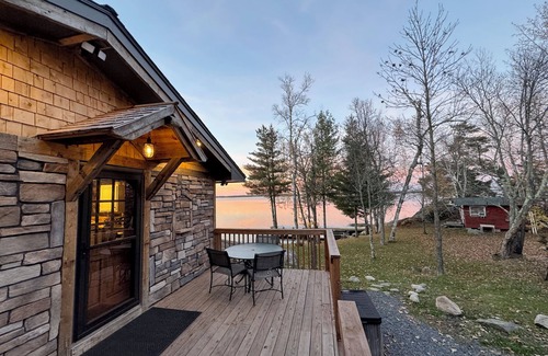 Ray Cabin | Discover the Ultimate Lake Cabin in Voyageurs National Park! The Kabby Cabin!