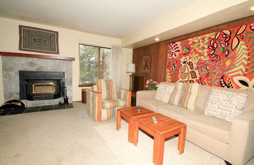 Mammoth Lakes Condo | Discovery 4 #133 1 Bedroom 1 Bath
