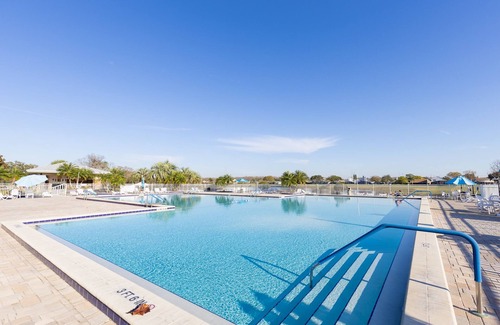 Ventura Condo | Disney and Airport 15 minutes from Luxury Condo