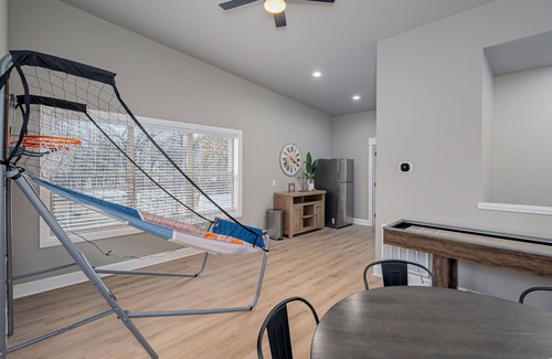 Kingston House | Distinctive Design, Luxury & Fun at Lake Texoma