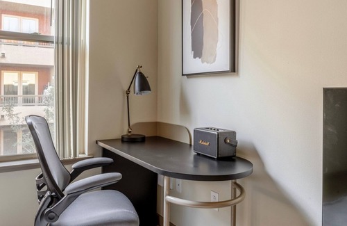 Contra Costa Centre Apartment | Divine Walnut Creek 1BR w/Courtyard & A/C, nr Shops, by Blueground