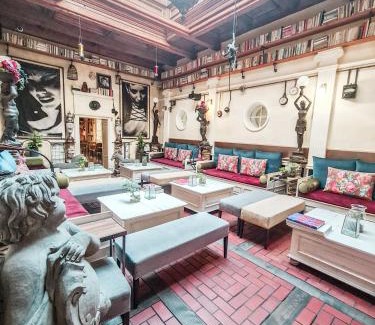 Banska Stiavnica Hotel | Divná pani Luxury Gallery Rooms