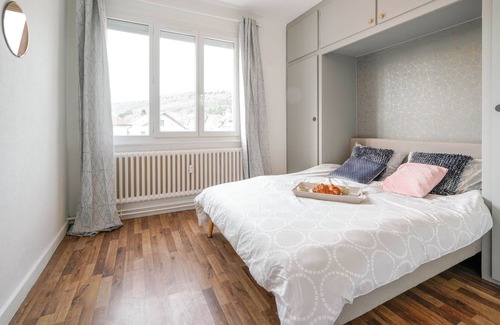 Divonne-les-Bains Apartment | Divonna - 4 étoiles - Pavillon central de Divonne