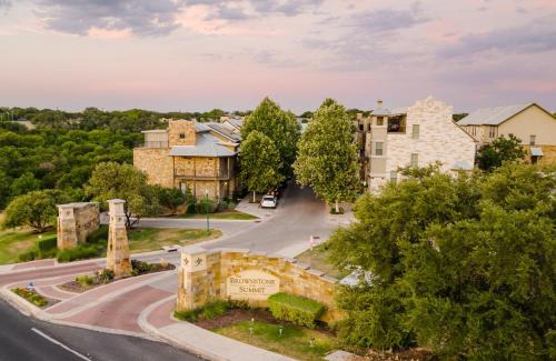 Georgetown Villa | Do not book this property platform tech issues