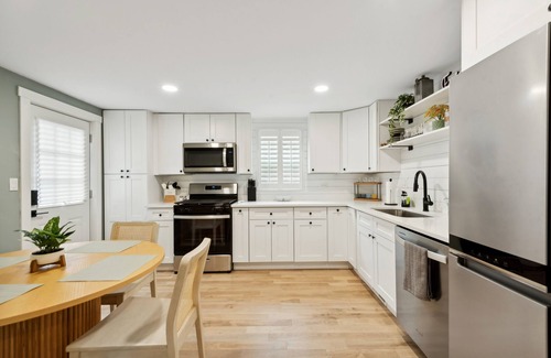 Lake Geneva House | Doc Holiday | Pet-Friendly 3BR Lake Geneva Home w/4 Fireplaces & Walk to Lake