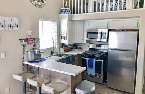 Parker Strip House | Dock Holiday! Waterfront cottage with boat ramp!