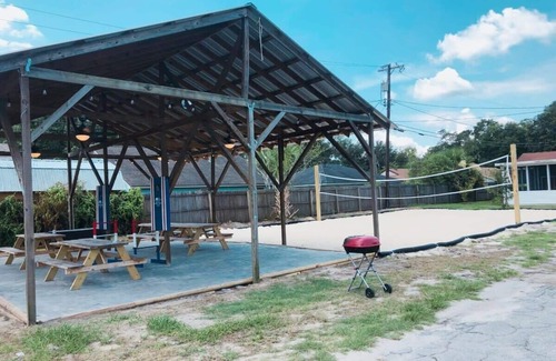Savannah Apartment | Dock&Volleyball! Near Downtown - Orange Oasis 2