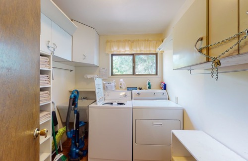 Joseph Cabin | Dog-friendly & attractive lakefront house with water views & washer/dryer