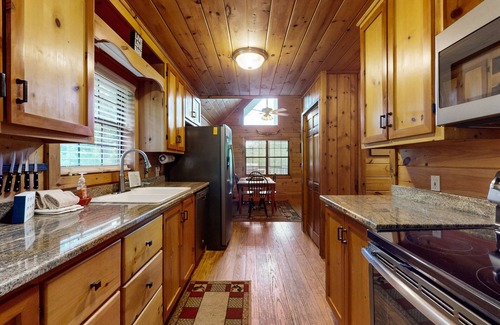 Mineral Bluff Cabin | Dog-friendly cabin w/private hot tub, mountain views, two fireplaces, ping-pong