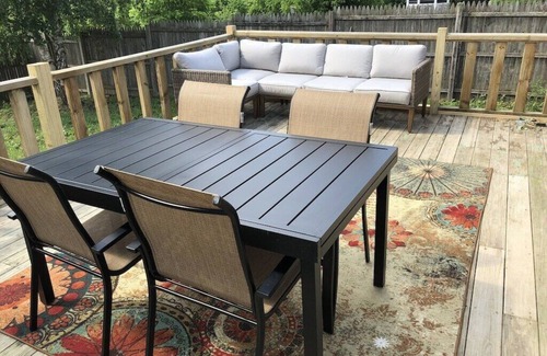 Lodi Cabin | Dog friendly cabin w/private hot tub & breakfast delivered daily!