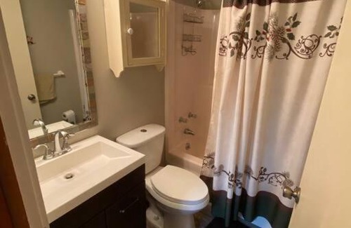 Wilmington Ski Chalet | Dog friendly Chalet in the Woods w/Pool-Mt. Snow