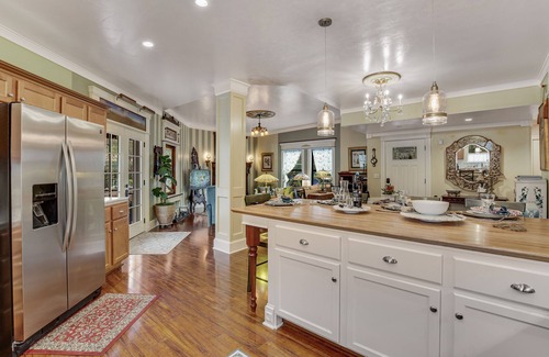 Old Fort Lowell House | Dog-friendly charming historic home with patio, central AC, & washer/dryer