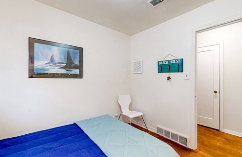 East End House | Dog-friendly duplex with firepit, patio, enclosed backyard, streaming, & W/D