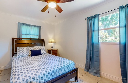 Mount Dora House | Dog-friendly house near town with backyard fruit trees, patio, W/D, & central AC