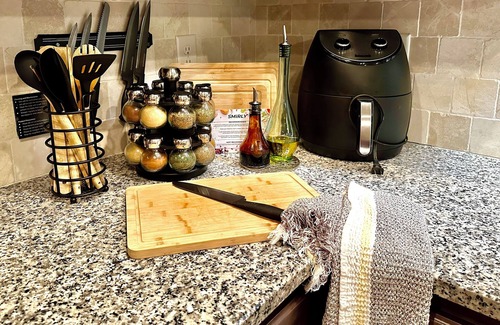 Westminster House | Dog friendly Lake front cottage, Hot tub, fire pit, fenced yard, family friendly