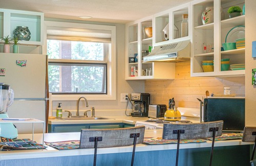 Pagosa Springs Apartment | Dog-Friendly Pagosa Springs Studio: Grill & Views!