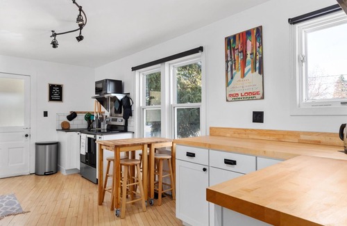 Red Lodge House | Dog Friendly-Rio Ridge Just two blocks away from Downtown