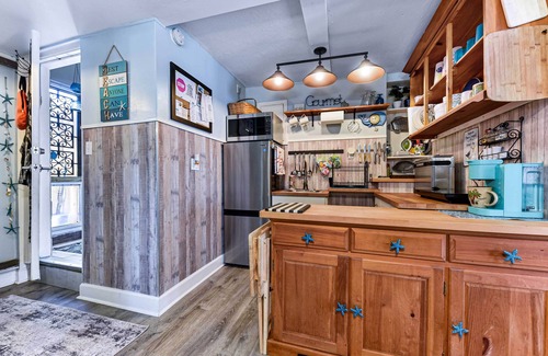 Jacksonville Beach Apartment | Dog-Friendly Beach Apt w/Private Yard!