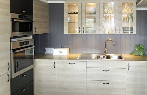 Aseral House | Doghouse by Interhome