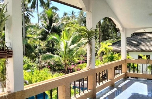 Thong Krut House | Doing 90 in a 55