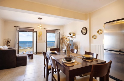 Sfakaki Apartment | Dolce Alba-Sea View Exclusive Maisonette