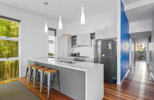 Brisbane Waterfront House | DOLCE VILLA