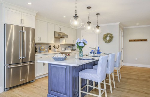Harwich Port Condo | Dolce Vita: Luxury Condo with Rooftop Terrace