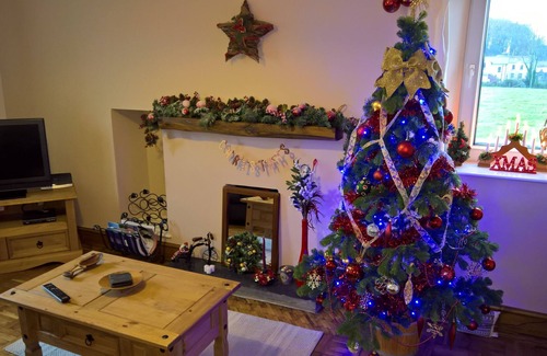 Ciliau-Aeron Cottage | Dolcoed Cottage, Nr. Aberaeron
