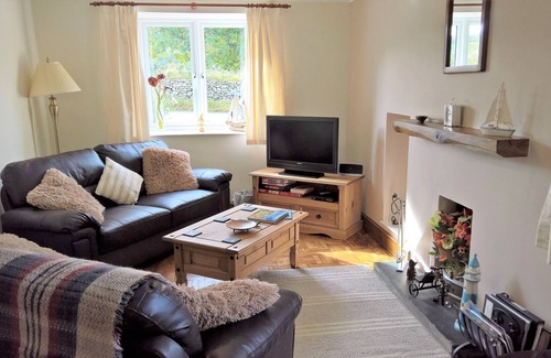 Ciliau-Aeron Cottage | Dolcoed Cottage, Nr. Aberaeron