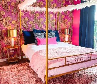 North Nashville House | Dolly's Yacht Club - Cozy Retreat Near Broadway