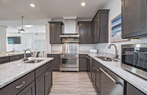 Fort Morgan House | Dolo Beach House 10 bedrooms Private Gulf Front Pool by Prickett Properties