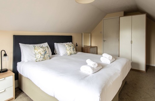 Thorpeness Cottage | Dolphin Apartment - sleeps 3 guests in 2 bedrooms