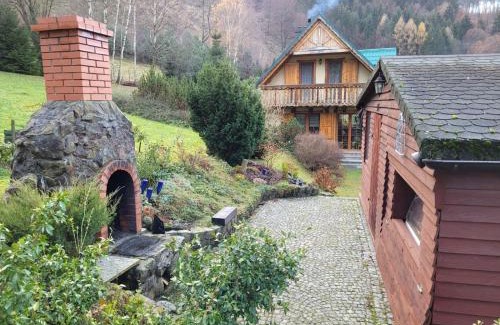 Walim House | Dom w Górach Sowich Niedźwiedzia Gawra, Michałkowa