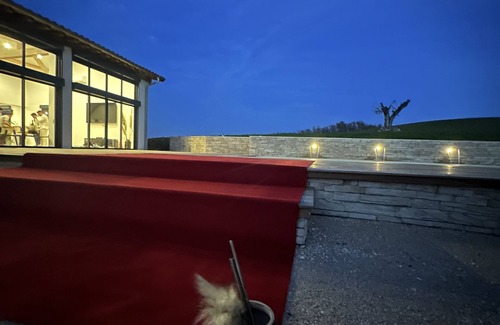 Lias House | Domaine au Milieu de 12 ha Avec Bois et lac , Piscine,jacuzzi et Sports !