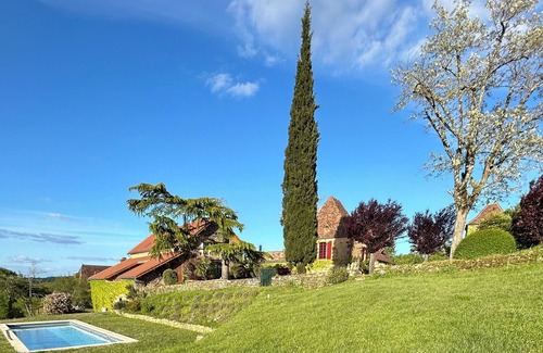 Urval House | Domaine Avec Hangar à Tabac Idéal Pour Familles et Amis