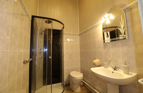 Montmoreau-Saint-Cybard House | Domaine de Champ rose