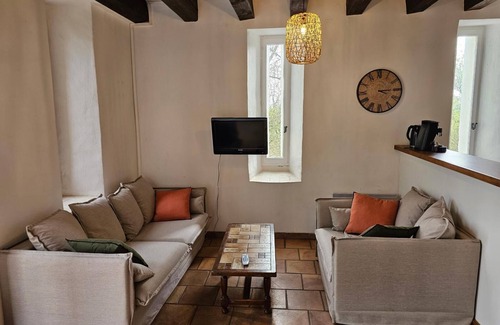 Sauve Apartment | Domaine de Bagard - Gîte MICOCOULIER 56m² 4/9 pers Large terrace