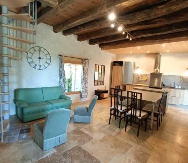 Auriac-du-Perigord Villa | Domaine de la Salamandre