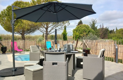 Saint-Laurent-d'Aigouze Cottage | Domaine de l'outarde canepetiere Gîte B