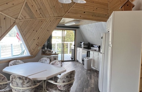 Wolf Creek Cabin | Dome Home on Holter LakenUnique Lakefront Home with Boat Access Only