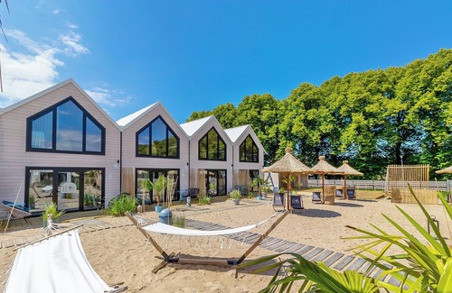 Mielno Apartment | Domki Wakacyjne Boho z podgrzewanym basenem, blisko morza, dla Rodzin z dziećmi