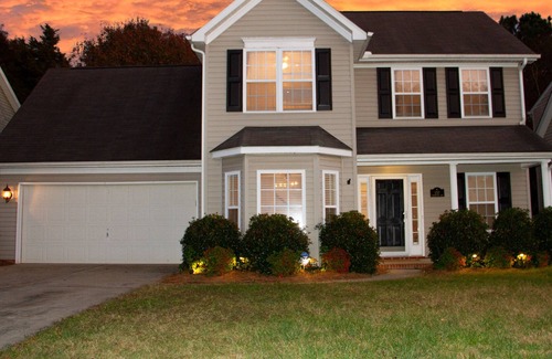 Charlotte House | Don't miss the chance to rent this house now !