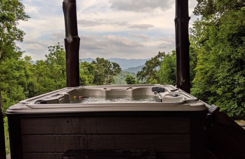 Waynesville Cabin | Don't Miss This View! Secluded Mountaintop Cabin- w/Hot tub & Shuffleboard