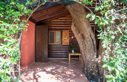 Villammare House | Donata, cosy holiday home 3 min walk to beach