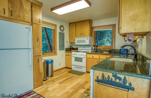 Donner Lake Woods House | Donner Lake west end home. 3 bed, 2 bath. PET FRIENDLY DLR#122