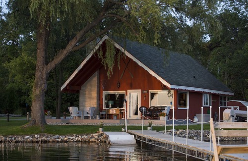 Sturgeon Bay House | Door County's Chalet On The Shore