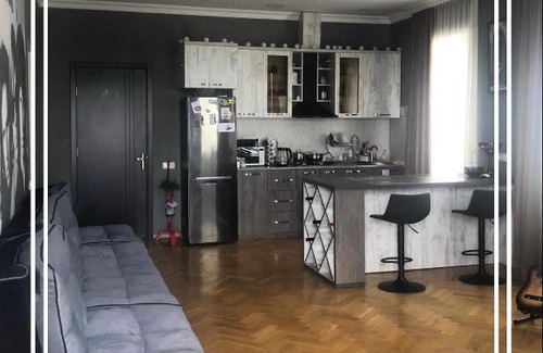 Kutaisi House | Doors