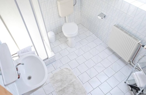 Bad Waltersdorf Apartment | Doppelzimmer - ab 3 Nächte - Gästehaus Gigler
